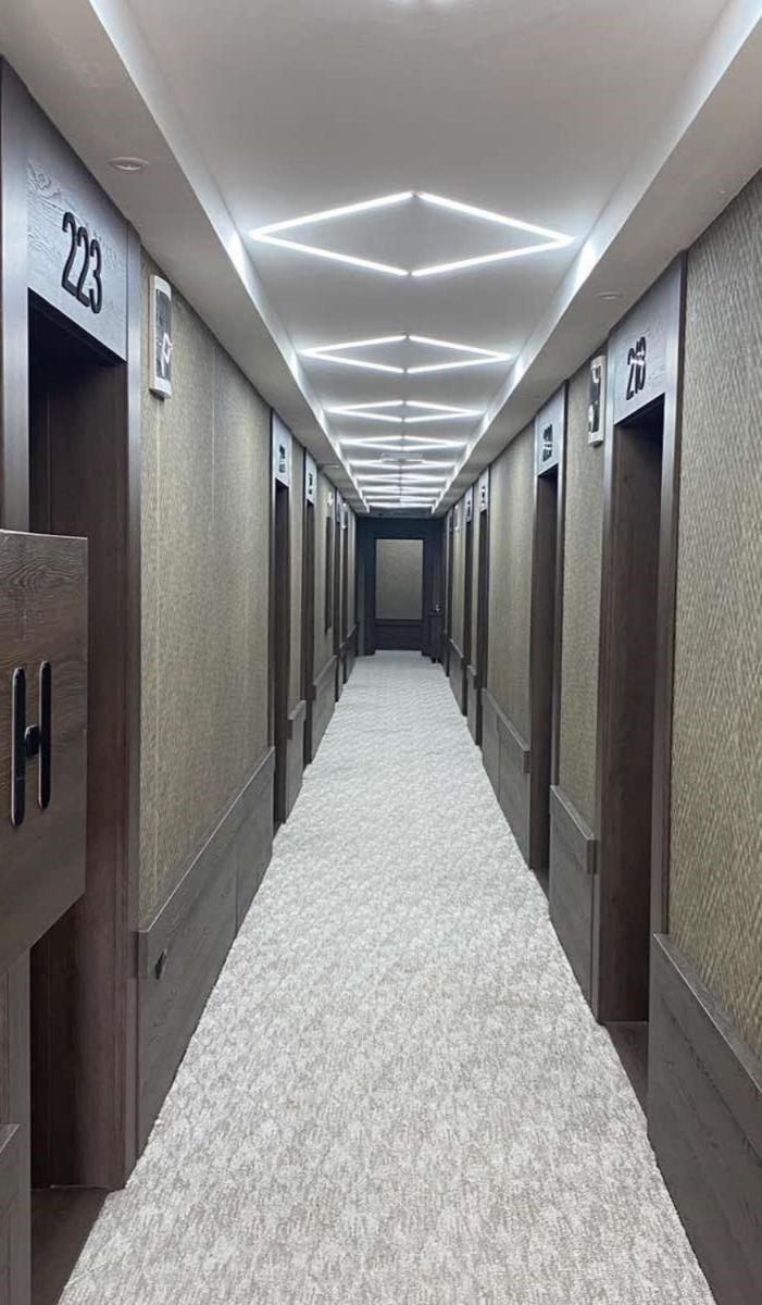 Hotel Stari Krovovi Veternik Luaran gambar